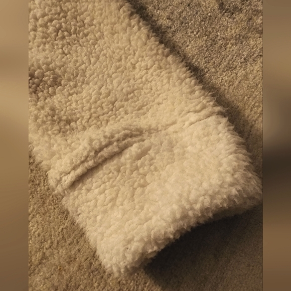 Avalanche Embroidered Logo Soft Shell Hooded Jacket - NWOT - Picture 3 of 10